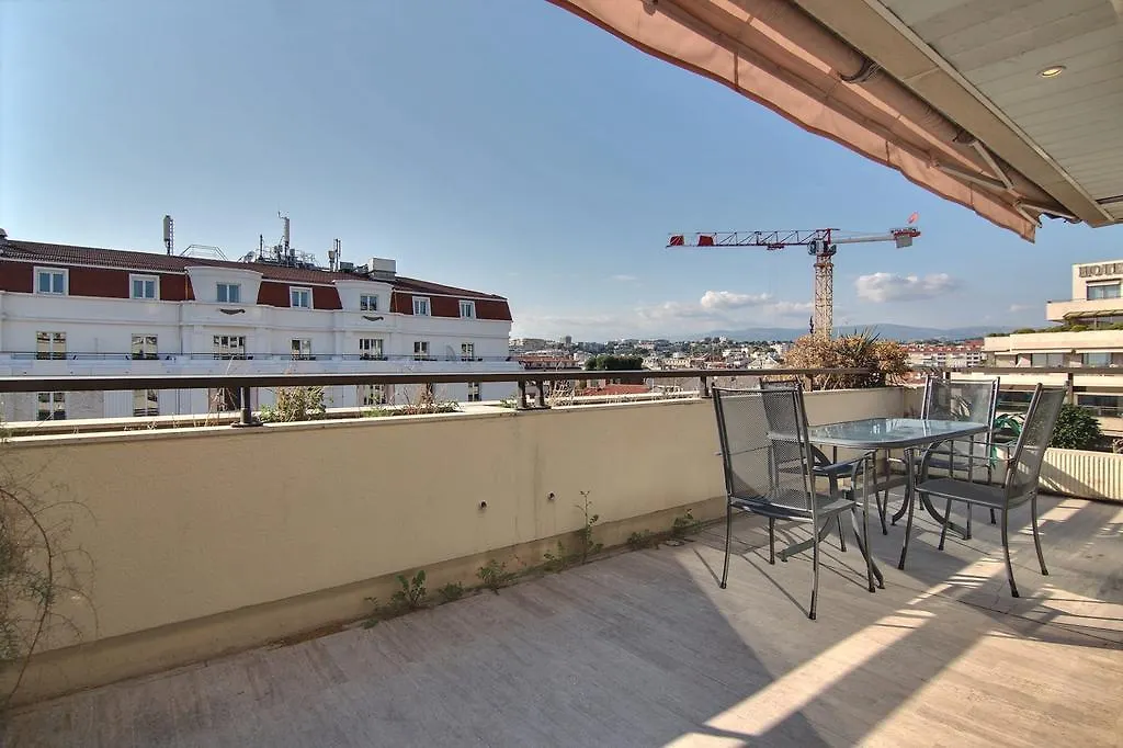 Hotel Livia Cannes Croisette Gray D'Albion