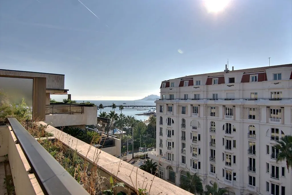 Apartment Livia Cannes Croisette Gray D'Albion Hotel