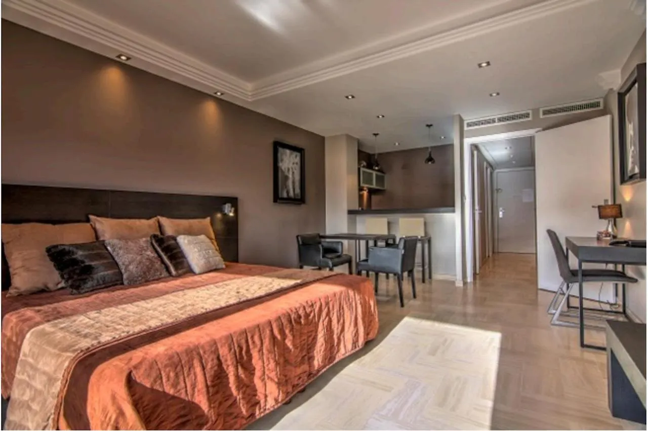 Livia Cannes Croisette Gray D'Albion Hotel Apartment